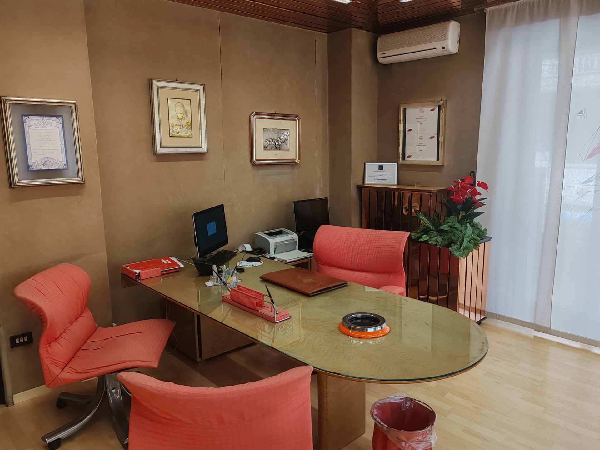 Lo studio di consulenza finanziaria di Giovanni Lenoci a Bari